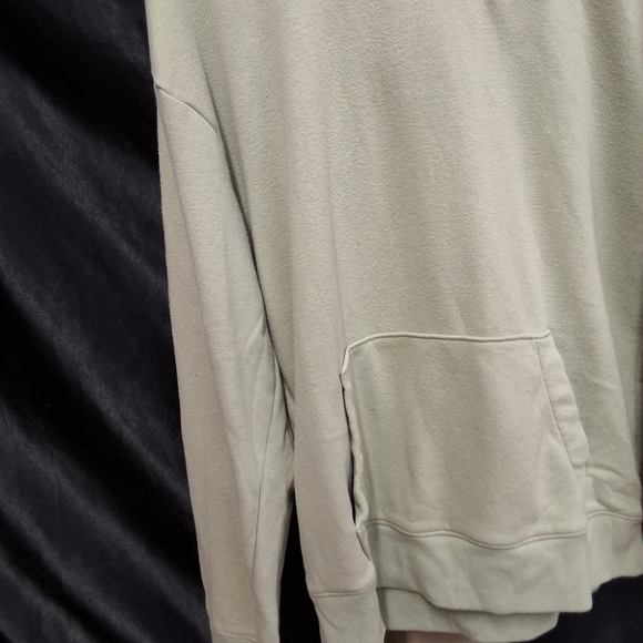 Hollister Green Crew Neck Sweater Soft Comfortable Stylish - Picture 8 of 13